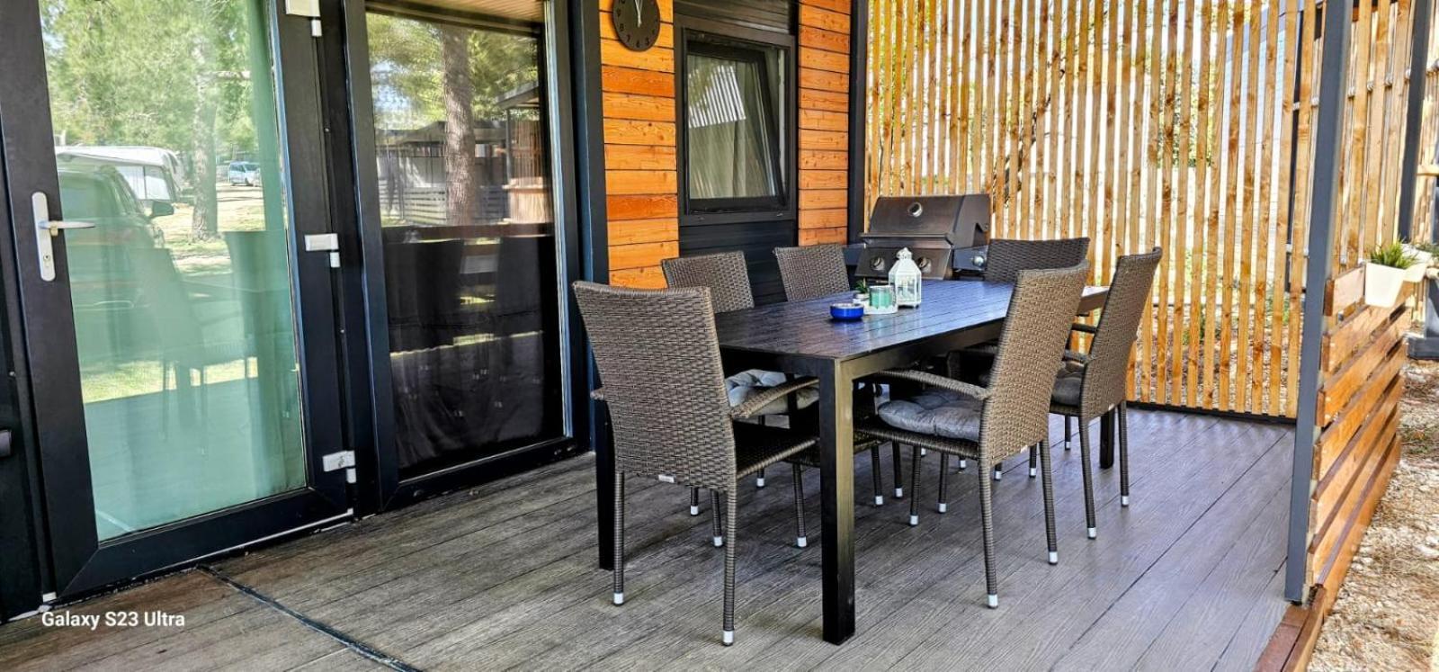 Sak Mobile Home Privlaka Привлака Екстериор снимка